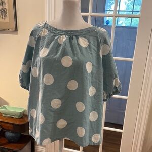 LOFT linen + viscose light blue and white polka dots top. Shortsleeved. Size M